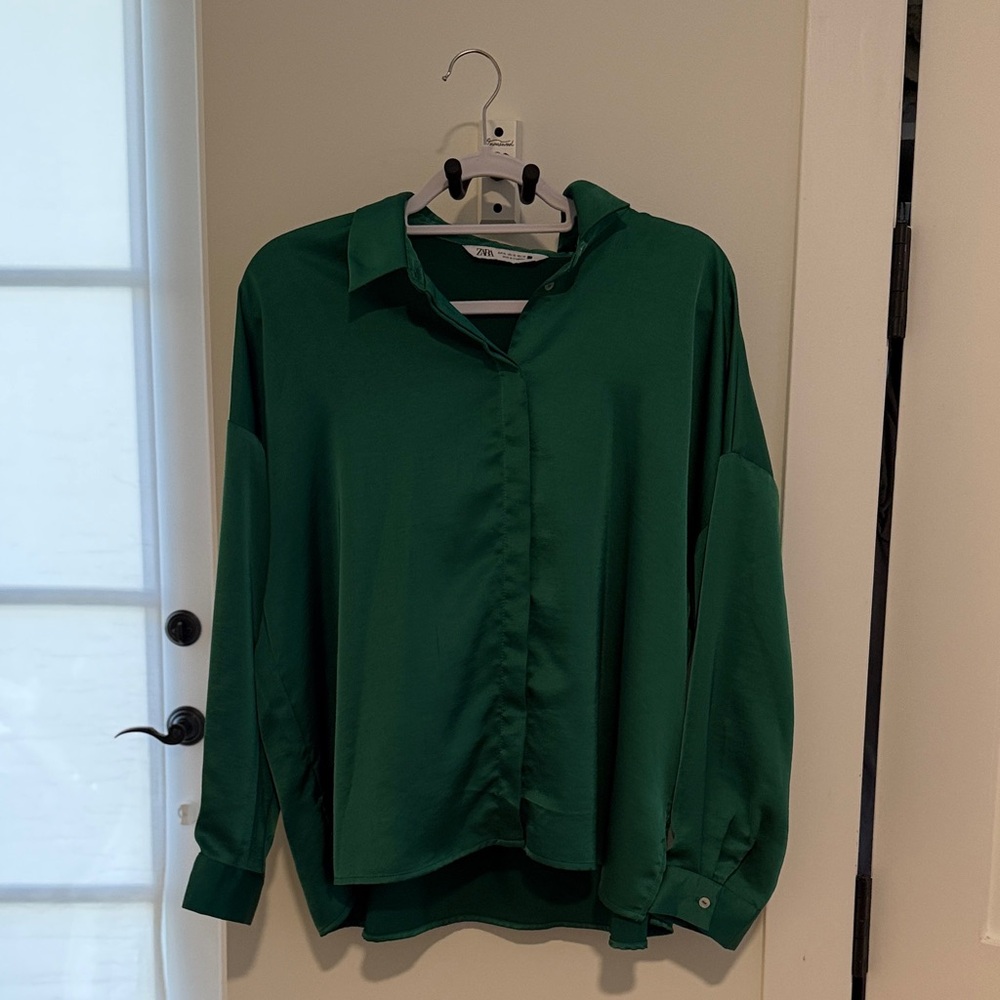 Zara Emerald Green Long Sleeve Button-Front Blouse